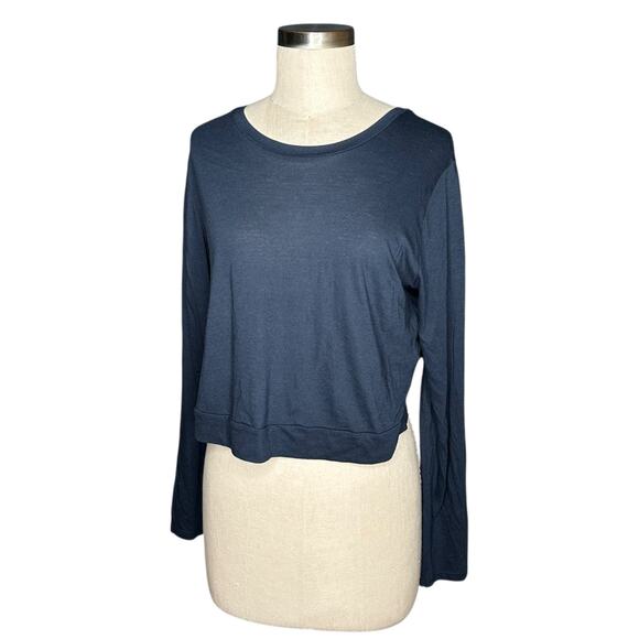 BEYOND YOGA Blue Lightweight Cropped Long Sleeve Tulip Back Women's Size Medium - Picture 1 of 6